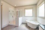 Carbine Associates Kings Chapel master bath Lot 434 Arrington TN